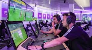 要不是犯规，就是历史最佳隔扣了！